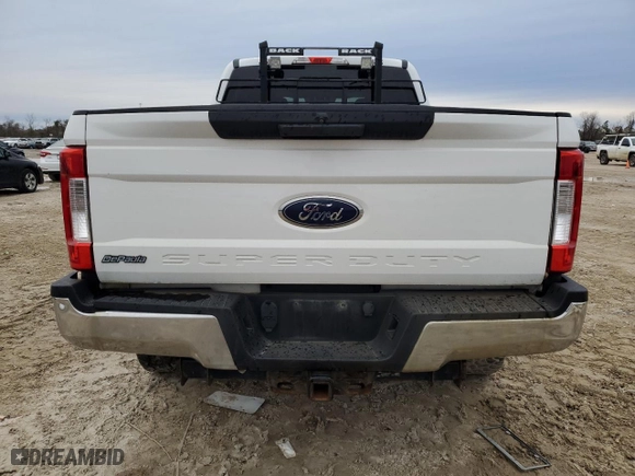 2018 Ford Super Duty F-350 SRW XL with VIN 1FT8W3BT6JEC85785, listed as a Copart auction lot 46358565 with NaN miles and Clean Title. Bid and sale history available at carsss.com. Image 6.