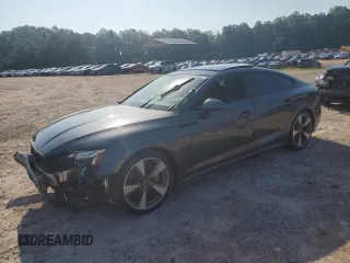 2021 Audi A5 Sportback S line Premium Plus z VIN WAUFACF50MA055492, wystawiony jako Copart lot #61849125 z przebiegiem 85 233 mil mil oraz Szkoda całkowita • Salvage title. Historia ofert i sprzedaży dostępna na DreamBid. Obrazek 1.