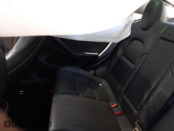 2022 Tesla Model 3 z VIN 5YJ3E1EA0NF161348, wystawiony jako Copart lot #51119285 z przebiegiem Nie podano mil oraz Szkoda całkowita • Salvage title. Historia ofert i sprzedaży dostępna na DreamBid. Obrazek 6.