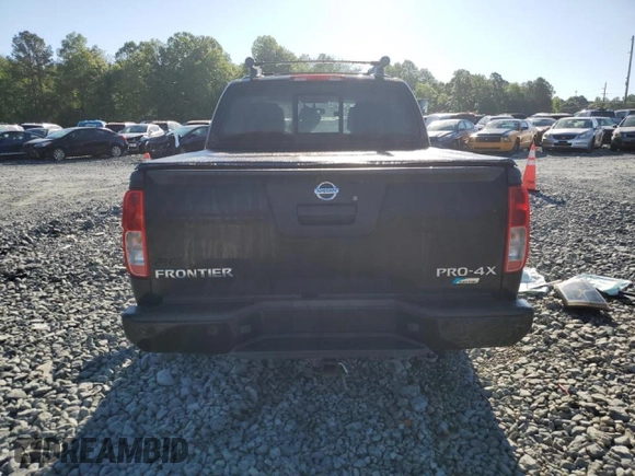 2017 Nissan Frontier Pro-4X z VIN 1N6DD0EV6HN772444, wystawiony jako Copart lot #55775545 z przebiegiem 202 695 mil mil oraz Szkoda całkowita • Salvage title. Historia ofert i sprzedaży dostępna na DreamBid. Obrazek 6.