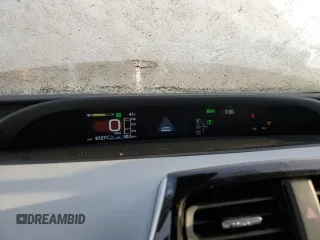 2017 Toyota Prius Two z VIN JTDKBRFU8H3558898, wystawiony jako Copart lot #49899085 z przebiegiem 97 271 mil mil oraz Szkoda całkowita • Salvage title. Historia ofert i sprzedaży dostępna na DreamBid. Obrazek 9.