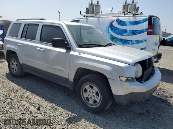 2014 Jeep Patriot Altitude with VIN 1C4NJPBAXED537475, listed as a Copart auction lot 57080595 with 173,599 mi miles and Clean title. Bid and sale history available at DreamBid. Image 4.
