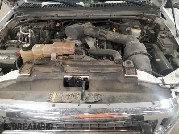 2003 Ford Excursion XLT with VIN 1FMNU41S53ED48526, listed as a Copart auction lot 41813965 with 190,952 mi miles and Salvage title. Bid and sale history available at DreamBid. Image 12.