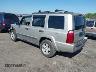 2006 Jeep Commander z VIN 1J8HG48N16C363512, wystawiony jako IAAI lot #41991213 z przebiegiem 205 757 mil mil oraz . Historia ofert i sprzedaży dostępna na DreamBid. Obrazek 3.