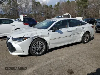 2019 Toyota Avalon XLE with VIN 4T1BZ1FB0KU031740, listed as a Copart auction lot 48473685 with 51,738 mi miles and Salvage Title. Bid and sale history available at carsss.com. Image 1.