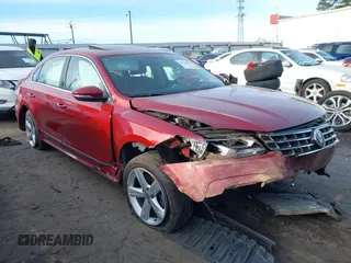 2016 Volkswagen Passat SE z VIN 1VWBS7A34GC066383, wystawiony jako IAAI lot #41723442 z przebiegiem 104 077 mil mil oraz . Historia ofert i sprzedaży dostępna na DreamBid. Obrazek 12.