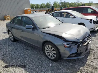 2014 Audi A4 Premium z VIN WAUBFAFL6EN039875, wystawiony jako Copart lot #53601955 z przebiegiem 135 115 mil mil oraz Szkoda całkowita • Salvage title. Historia ofert i sprzedaży dostępna na DreamBid. Obrazek 4.