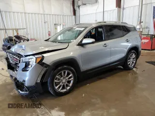 2024 GMC Terrain SLT z VIN 3GKALPEG9RL168394, wystawiony jako Copart lot #60833435 z przebiegiem 45 667 mil mil oraz Czysty tytuł • Clean title. Historia ofert i sprzedaży dostępna na DreamBid. Obrazek 1.