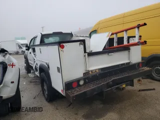 2017 Ford Super Duty F-450 DRW XLT with VIN 1FD9X4HY3HEB23158, listed as a Copart auction lot 84887334 with 0 mi miles and Salvage Title. Bid and sale history available at carsss.com. Image 2.