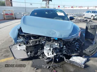 2023 Audi RS e-tron GT z VIN WAUBHBFWXP7903277, wystawiony jako IAAI lot #41098544 z przebiegiem 5781 mil mil oraz . Historia ofert i sprzedaży dostępna na DreamBid. Obrazek 12.