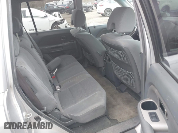 2008 Honda Pilot SE with VIN 5FNYF18388B018605, listed as a IAAI auction lot 41739400 with 333,305 mi miles and . Bid and sale history available at DreamBid. Image 8.