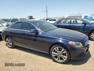2018 Mercedes-Benz C 300 с VIN 55SWF4KBXJU282633, выставлен на аукционе Copart как лот 60121545 с пробегом 76 250 миль миль и Списание • Salvage title. История ставок и продаж доступна на DreamBid. Изображение 4.