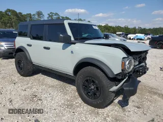 2024 Ford Bronco Black Diamond with VIN 1FMDE1BH6RLB16242, listed as a Copart auction lot 49966475 with 4,672 mi miles and Salvage title. Bid and sale history available at DreamBid. Image 4.