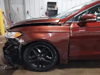 2015 Ford Fusion SE with VIN 3FA6P0HD2FR245023, listed as a IAAI auction lot 41632507 with 112,389 mi miles. Bid and sale history available at carsss.com. Image 17.