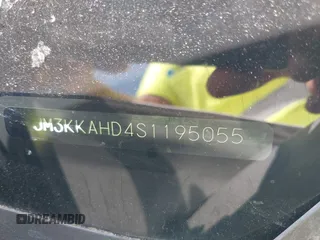 2025 Mazda CX-90 Select z VIN JM3KKAHD4S1195055, wystawiony jako IAAI lot #42246221 z przebiegiem Nie podano mil oraz . Historia ofert i sprzedaży dostępna na DreamBid. Obrazek 9.