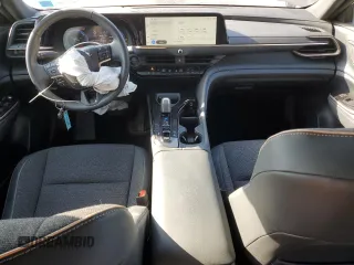 2024 Toyota Crown XLE z VIN JTDAAAAFXR3019516, wystawiony jako Copart lot #53822055 z przebiegiem 23 775 mil mil oraz Szkoda całkowita • Salvage title. Historia ofert i sprzedaży dostępna na DreamBid. Obrazek 8.