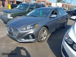 2019 Hyundai Sonata Sport with VIN 5NPE34AF5KH815856, listed as a IAAI auction lot 41687468 with 59,030 mi miles. Bid and sale history available at carsss.com. Image 17.