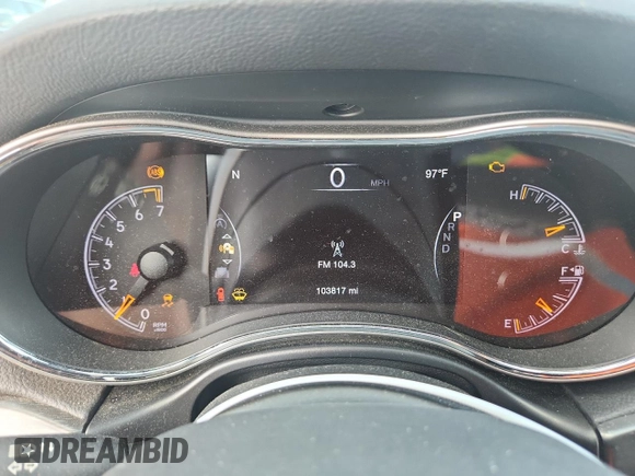 2018 Jeep Grand Cherokee Laredo E z VIN 1C4RJFAGXJC287415, wystawiony jako Copart lot #64182975 z przebiegiem 103 817 mil mil oraz Szkoda całkowita • Salvage title. Historia ofert i sprzedaży dostępna na DreamBid. Obrazek 9.