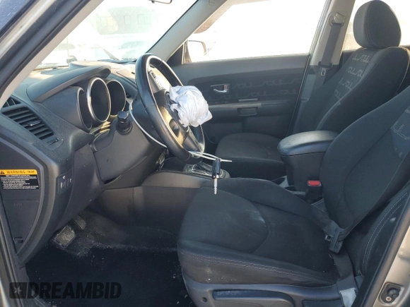 2013 Kia Soul + with VIN KNDJT2A68D7485849, listed as a Copart auction lot 88450405 with 0 mi miles and Salvage Title. Bid and sale history available at carsss.com. Image 7.