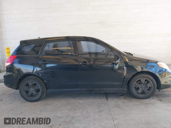 2004 Toyota Matrix Std with VIN 2T1KR32E54C252993, listed as a IAAI auction lot 41703135 with 291,886 mi miles. Bid and sale history available at carsss.com. Image 14.