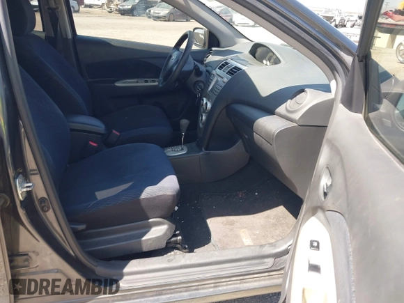 2008 Toyota Yaris с VIN JTDBT923884034719, выставлен на аукционе IAAI как лот 42354924 с пробегом 163 225 миль миль и . История ставок и продаж доступна на DreamBid. Изображение 5.
