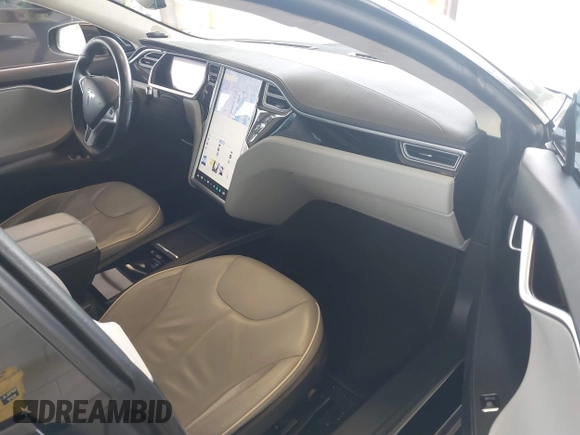 2013 Tesla Model S Performance с VIN 5YJSA1DP1DFP23818, выставлен на аукционе IAAI как лот 42594561 с пробегом 142 878 миль миль и . История ставок и продаж доступна на DreamBid. Изображение 5.