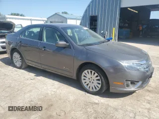 2010 Ford Fusion Hybrid with VIN 3FADP0L31AR416729, listed as a Copart auction lot 61809155 with 241,908 mi miles and Salvage title. Bid and sale history available at DreamBid. Image 4.