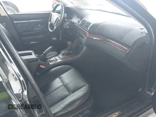 2003 BMW 5 Series 530i z VIN WBADT63403CK36920, wystawiony jako IAAI lot #42472346 z przebiegiem Nie podano mil oraz . Historia ofert i sprzedaży dostępna na DreamBid. Obrazek 5.