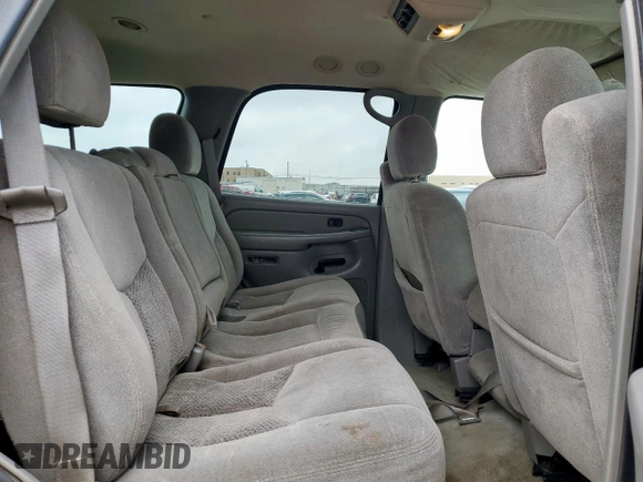 2004 Chevrolet Tahoe LS with VIN 1GNEC13V64R284026, listed as a Copart auction lot 50951815 with 252,054 mi miles and Salvage Title. Bid and sale history available at carsss.com. Image 11.