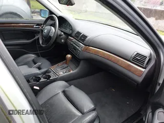 2003 BMW 3 Series 325i with VIN WBAEV33423KL83422, listed as a IAAI auction lot 41923702 with 160,043 mi miles and . Bid and sale history available at DreamBid. Image 5.