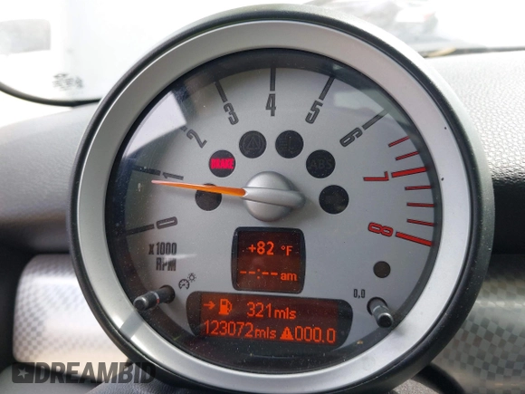 2007 MINI Hardtop S with VIN WMWMF73567TT82315, listed as a IAAI auction lot 42081321 with 123,072 mi miles and . Bid and sale history available at DreamBid. Image 7.