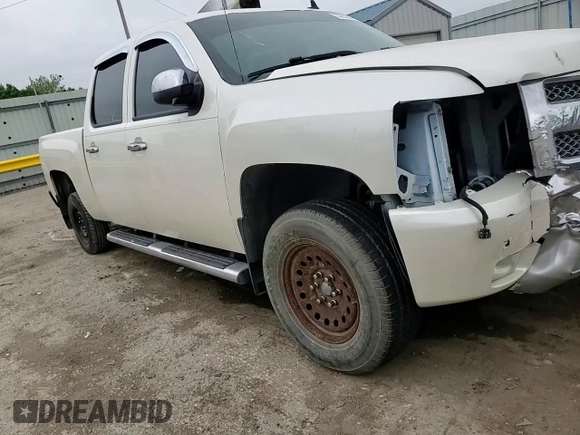 2013 Chevrolet Silverado 1500 LT with VIN 3GCPKSE79DG368320, listed as a Copart auction lot 53656865 with 188,630 mi miles and Salvage Title. Bid and sale history available at DreamBid. Image 13.