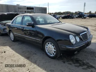 2000 Mercedes-Benz E-Class AWD with VIN WDBJF82J4YX039134, listed as a Copart auction lot 78083864 with 172,264 mi miles and Salvage Title. Bid and sale history available at carsss.com. Image 4.