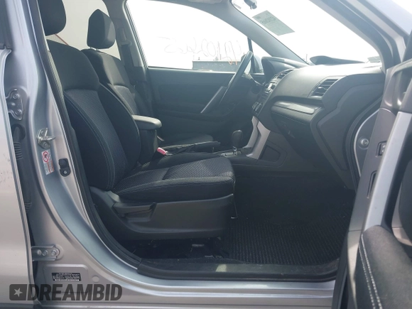 2014 Subaru Forester 2.5i Premium with VIN JF2SJAEC0EH516268, listed as a IAAI auction lot 42102665 with 162,561 mi miles. Bid and sale history available at carsss.com. Image 5.