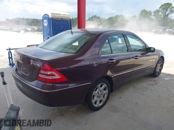2006 Mercedes-Benz C 280 Luxury z VIN WDBRF92H26F777846, wystawiony jako IAAI lot #42320023 z przebiegiem 142 803 mil mil oraz . Historia ofert i sprzedaży dostępna na DreamBid. Obrazek 4.