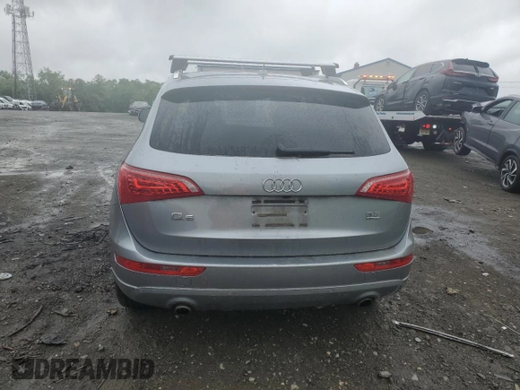 2010 Audi Q5 Premium Plus z VIN WA1LKAFP9AA062052, wystawiony jako Copart lot #56787055 z przebiegiem 122 925 mil mil oraz Czysty tytuł • Clean title. Historia ofert i sprzedaży dostępna na DreamBid. Obrazek 6.