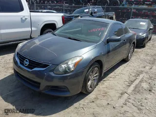 2013 Nissan Altima 2.5 S with VIN 1N4AL2EP5DC255007, listed as a IAAI auction lot 41889093 with 139,344 mi miles. Bid and sale history available at carsss.com. Image 2.