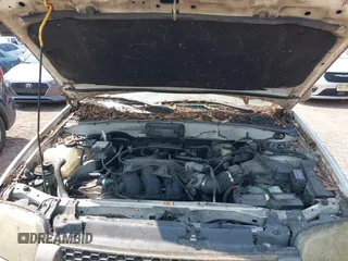 2002 Ford Escape XLT Choice with VIN 1FMYU03122KE08742, listed as a IAAI auction lot 42363962 with 299,455 mi miles and . Bid and sale history available at DreamBid. Image 10.