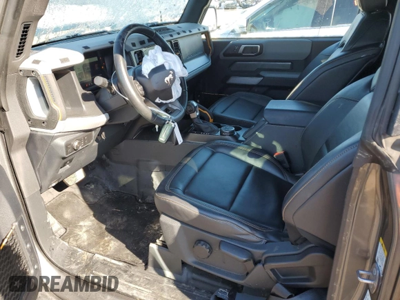 2022 Ford Bronco with VIN 1FMDE5CP1NLB49365, listed as a Copart auction lot 44935985 with 44,270 mi miles and Salvage title. Bid and sale history available at DreamBid. Image 7.
