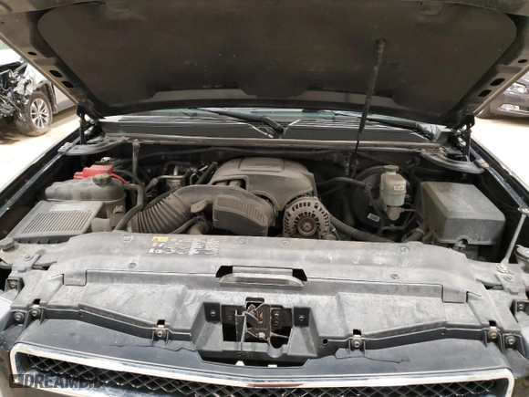 2013 Chevrolet Tahoe LT with VIN 1GNSKBE08DR225752, listed as a Copart auction lot 50666835 with 193,438 mi miles and Non Repairable. Bid and sale history available at carsss.com. Image 14.