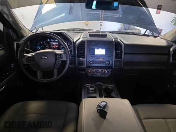 2018 Ford Expedition XLT with VIN 1FMJU1HT2JEA50850, listed as a Copart auction lot 57295665 with 96,754 mi miles and Clean title. Bid and sale history available at DreamBid. Image 9.