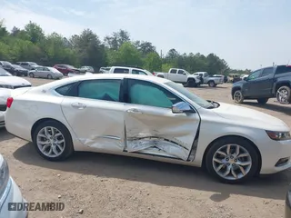 2014 Chevrolet Impala LTZ with VIN 2G1145SL6E9212081, listed as a IAAI auction lot 41910763 with 107,096 mi miles. Bid and sale history available at carsss.com. Image 6.