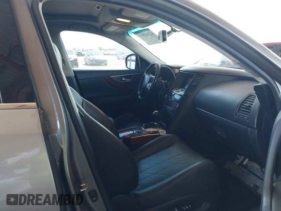 2010 Infiniti FX с VIN JN8AS1MU0AM800135, выставлен на аукционе IAAI как лот 42549814 с пробегом 298 670 миль миль и . История ставок и продаж доступна на DreamBid. Изображение 5.