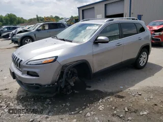 2017 Jeep Cherokee Latitude с VIN 1C4PJMCB5HW545846, выставлен на аукционе Copart как лот 62509715 с пробегом 48 282 миль миль и Списание • Salvage title. История ставок и продаж доступна на DreamBid. Изображение 1.