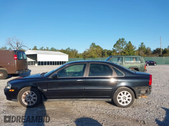 2005 Volvo S80 with VIN YV1TS592051395169, listed as a IAAI auction lot 41202944 with 187,072 mi miles. Bid and sale history available at carsss.com. Image 14.