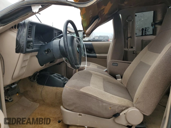1994 Mazda B-Series Truck LE z VIN 4F4DR17X8RTM16476, wystawiony jako Copart lot #49500745 z przebiegiem 150 457 mil mil oraz Nie do naprawy • Non repairable. Historia ofert i sprzedaży dostępna na DreamBid. Obrazek 7.