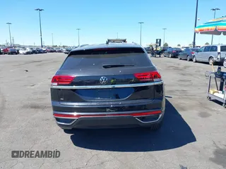 2023 Volkswagen Atlas SE z VIN 1V2DC2CA0PC206192, wystawiony jako IAAI lot #41856061 z przebiegiem 23 572 mil mil oraz . Historia ofert i sprzedaży dostępna na DreamBid. Obrazek 17.