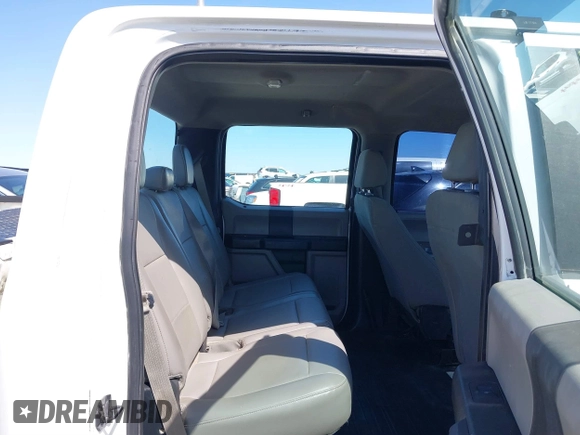 2016 Ford F-150 XLT with VIN 1FTEW1EF5GFA47782, listed as a IAAI auction lot 41870772 with 118,121 mi miles. Bid and sale history available at carsss.com. Image 8.