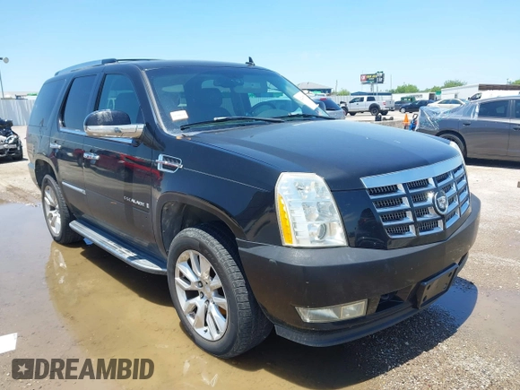 2007 Cadillac Escalade with VIN 1GYFK63897R254394, listed as a IAAI auction lot 42438713 with 199,794 mi miles and . Bid and sale history available at DreamBid. Image 1.