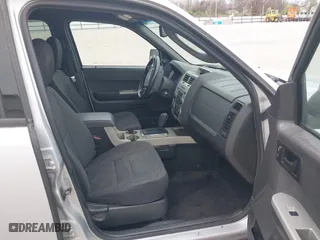 2011 Ford Escape XLT with VIN 1FMCU9D72BKB26439, listed as a IAAI auction lot 41914514 with 242,172 mi miles. Bid and sale history available at carsss.com. Image 5.